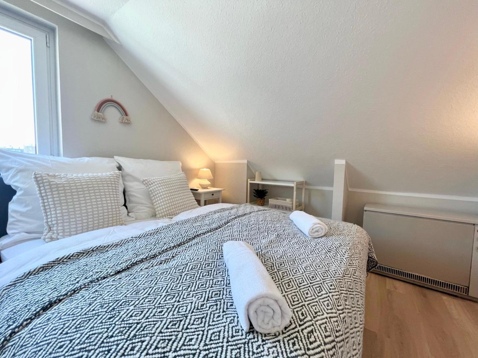 Kleine, Gemuetliche Apartments Im Herzen Von Buesum Bagian luar foto