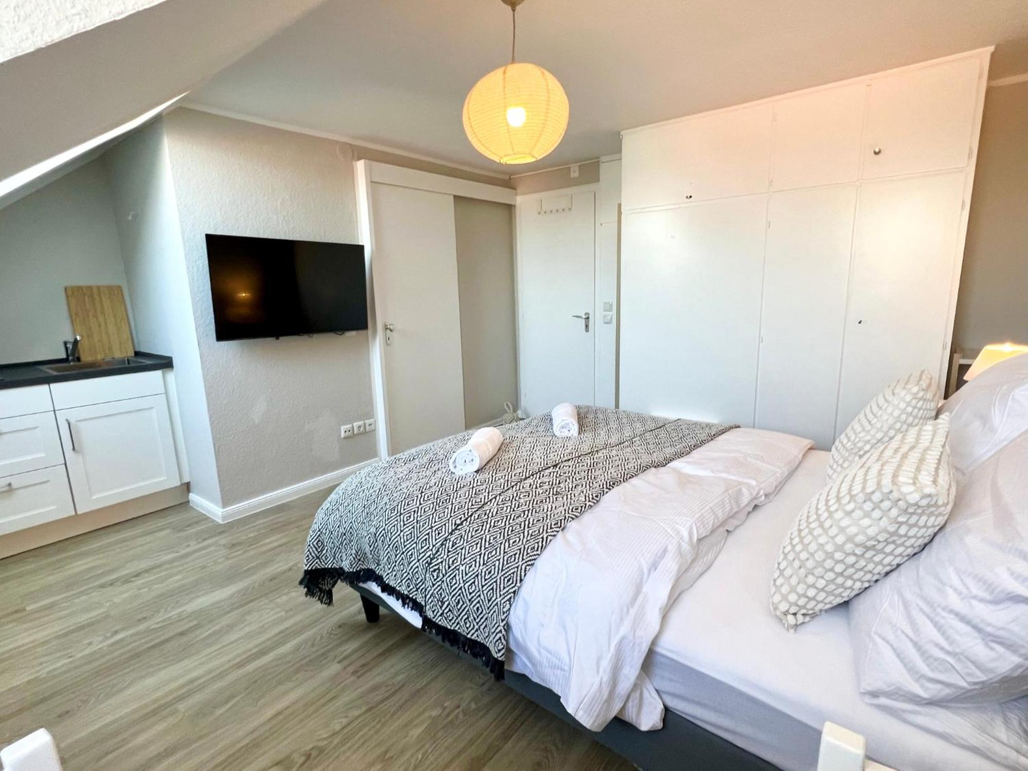 Kleine, Gemuetliche Apartments Im Herzen Von Buesum Bagian luar foto